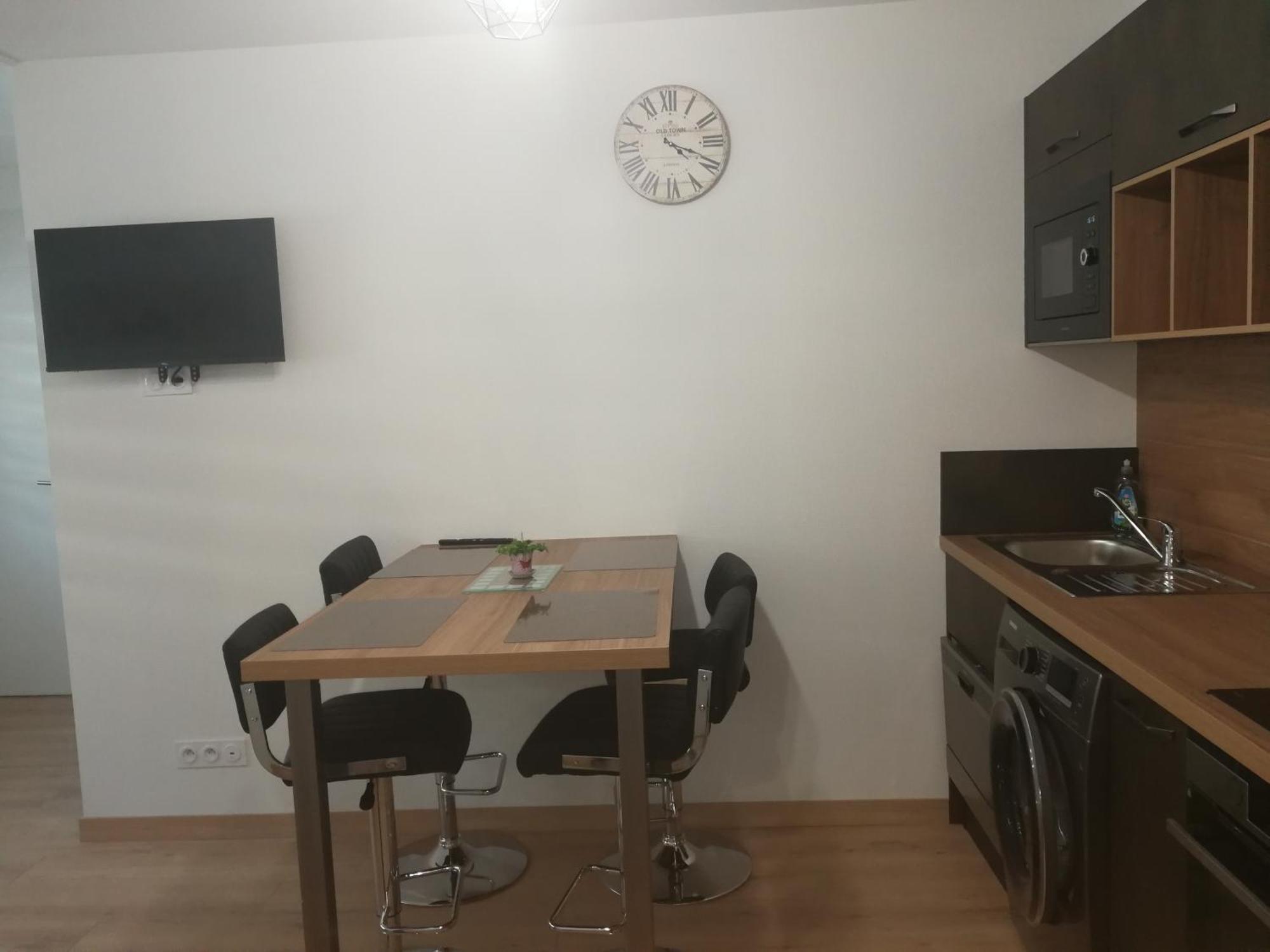 Ravissant T3 Neuf - Passage Rexhotel Tarbes Buitenkant foto